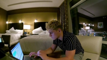 Legendary_Xx  14-09-2021 video smile